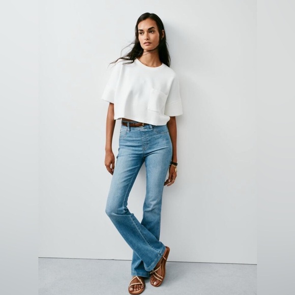 Spanx SPANXshape EveryWear Flare Jeans in Stonewashed Blue L TALL 20960T - Picture 1 of 4